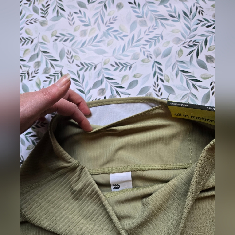 Ultra High-Rise Ribbed Leggings - Medium, Olive Green, NWT - Picture 7 of 11